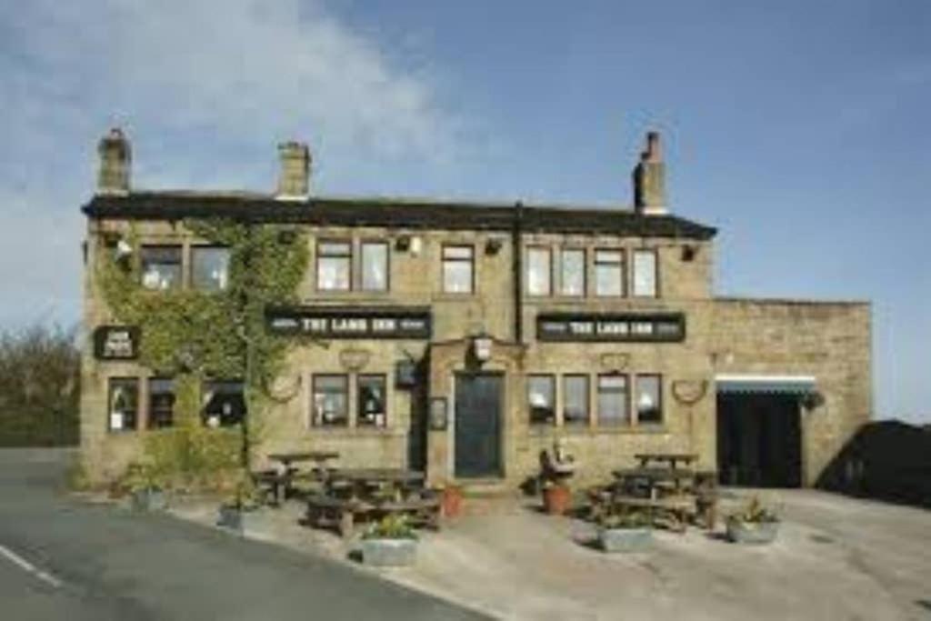 Villa The Vestry - Chapel Retreat With Hot Tub à Haworth Extérieur photo